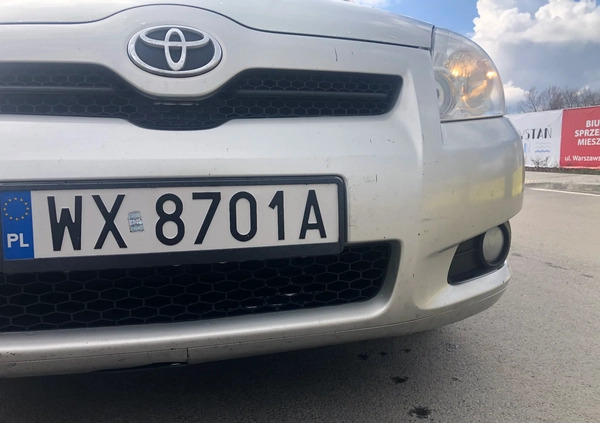 Toyota Corolla Verso cena 17500 przebieg: 335000, rok produkcji 2008 z Warszawa małe 106